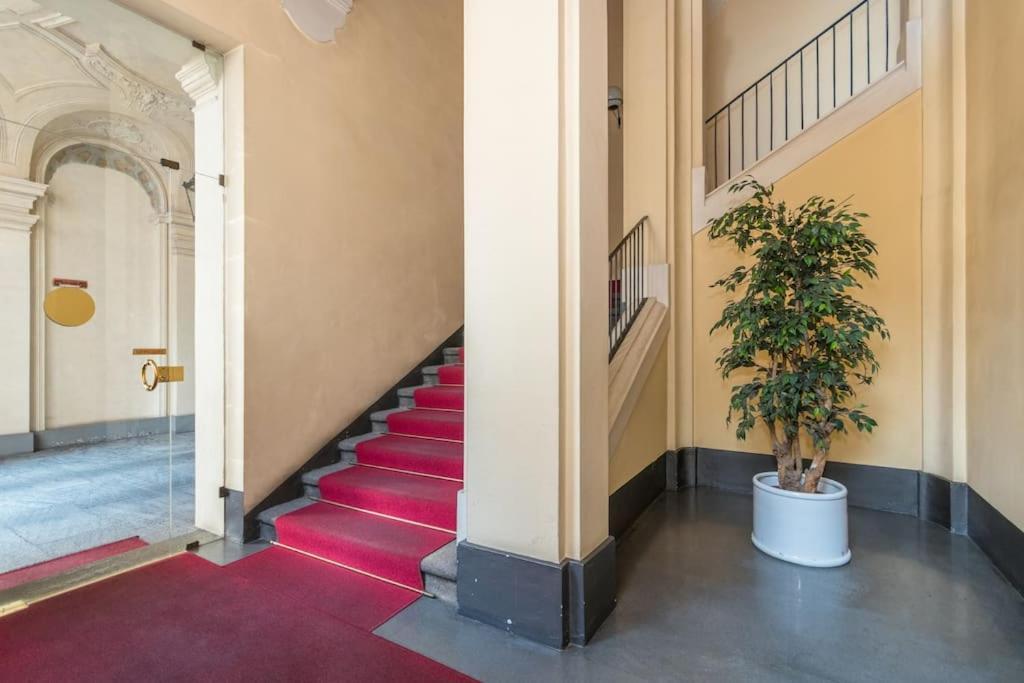 Loft Luxury - Piazza Castello Porta Susa Turim Exterior foto